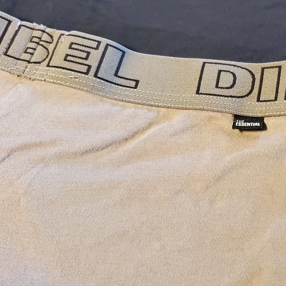 Diesel "The Essential" Trunks Size S - Picture 2 of 3